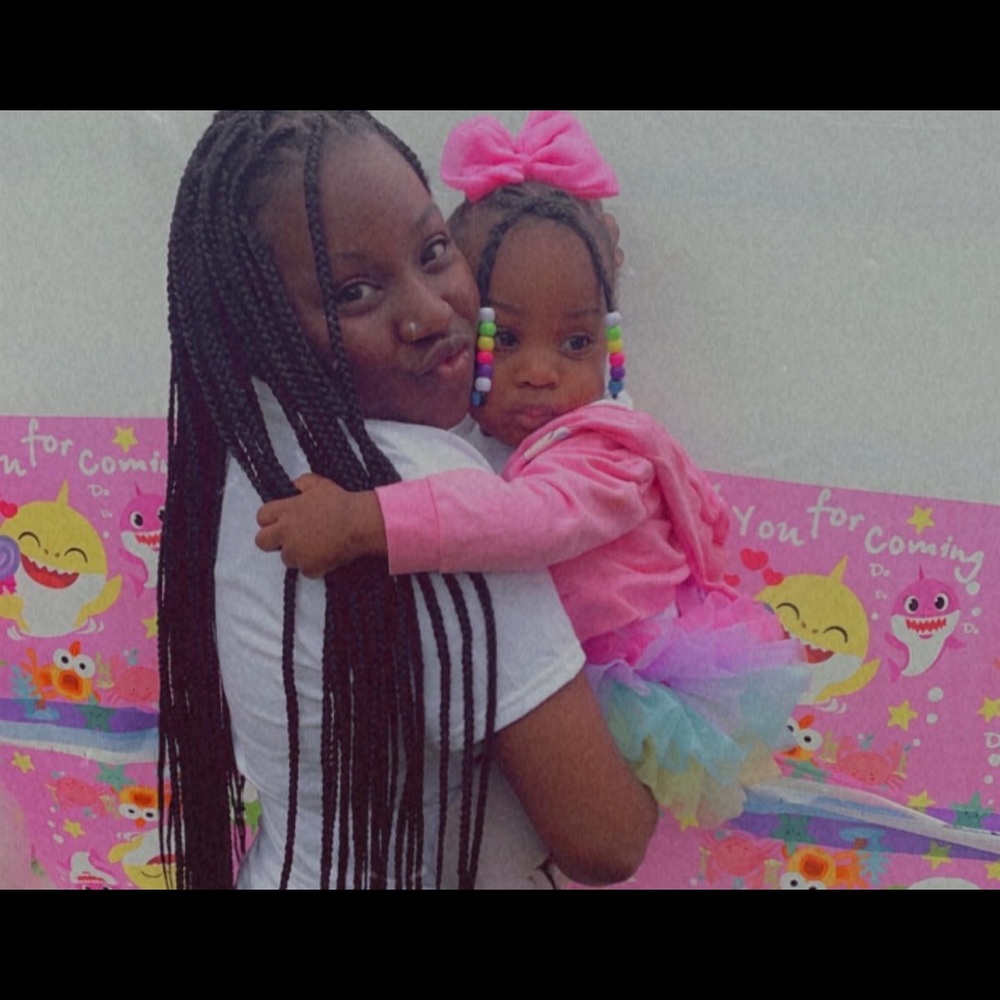 Meet your Posher, Shamaya